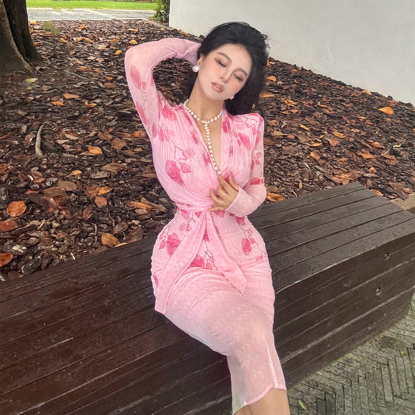 Can stand upright Kong-lylofficial Exquisite Peach Blossom Mesh Sparkling Diamond Bodycon Dress Elegant High-end Feel Brightening