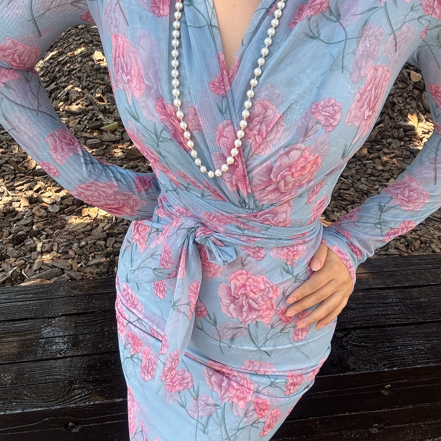 Can stand upright Kong-lylofficial Elegant and High-End Feminine Peony Mesh Wrap Dress
