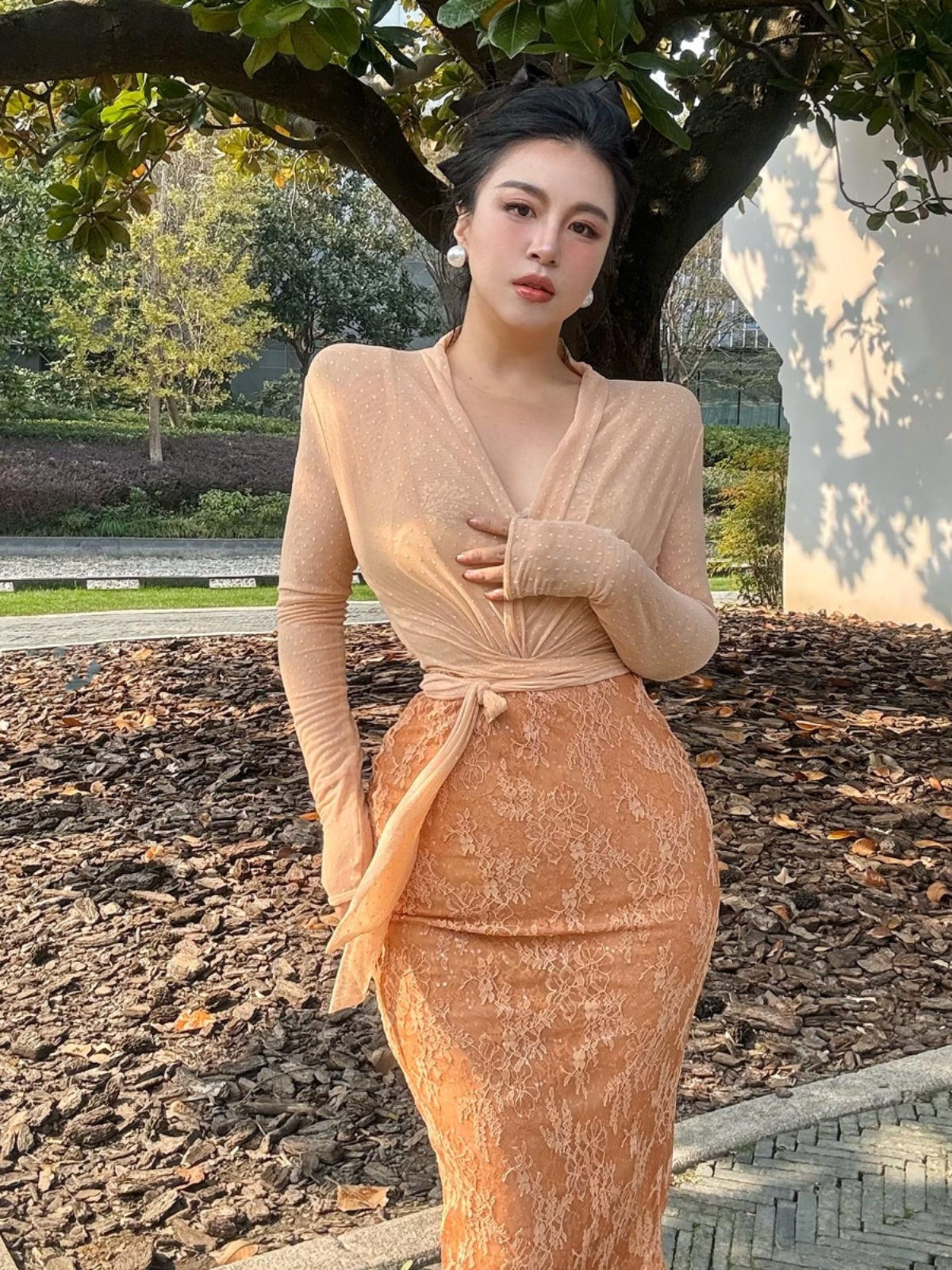 Can stand upright Kong-lylofficial Gold Thread Sparkling Diamond Velvet Bodycon Dress Sexy Feminine High-end Feel