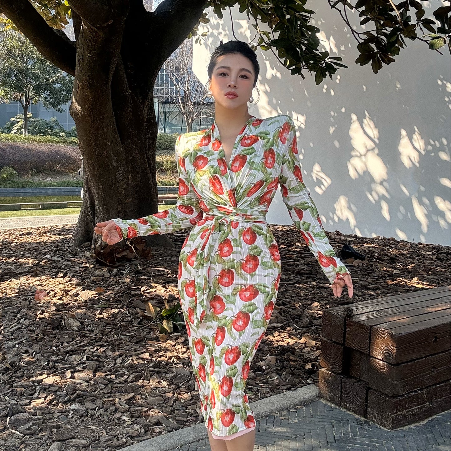 Can stand upright Kong-lylofficial Flower Bloom Wealth Velvet Sheer Wrap Dress Slimming Elegant High-end Feel