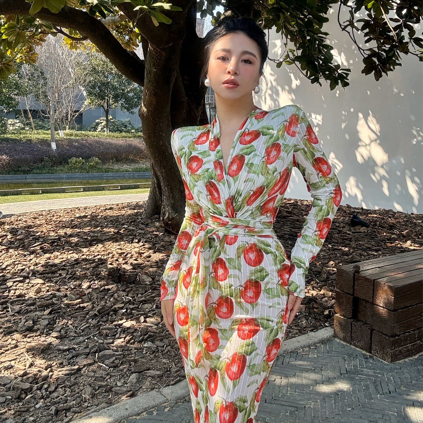 Can stand upright Kong-lylofficial Flower Bloom Wealth Velvet Sheer Wrap Dress Slimming Elegant High-end Feel